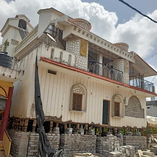 Ishwar House Lifting Private